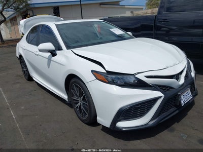 TOYOTA CAMRY 2024