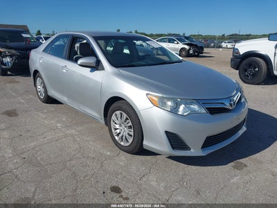 TOYOTA CAMRY 2012