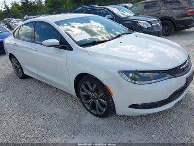 CHRYSLER 200 2015