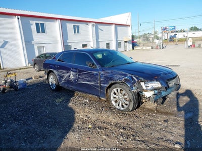 CHRYSLER 300 2017