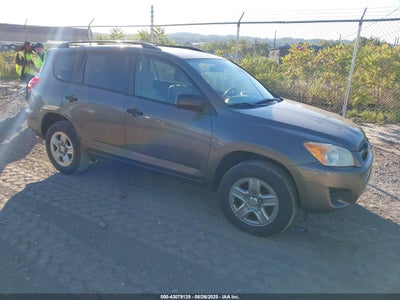 TOYOTA RAV4 2011