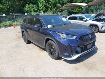 TOYOTA HIGHLANDER 2023