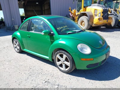 VOLKSWAGEN NEW BEETLE 2008