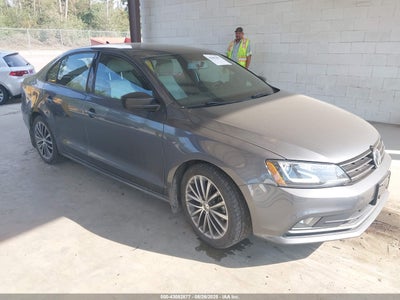 VOLKSWAGEN JETTA 2016