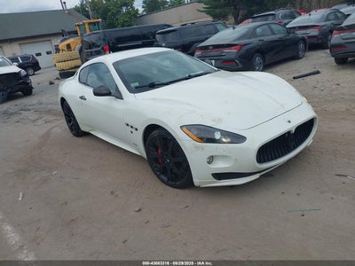 MASERATI GRANTURISMO 2012