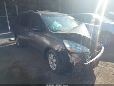 TOYOTA SIENNA 2004