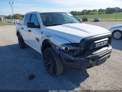 RAM 1500 CLASSIC 2024