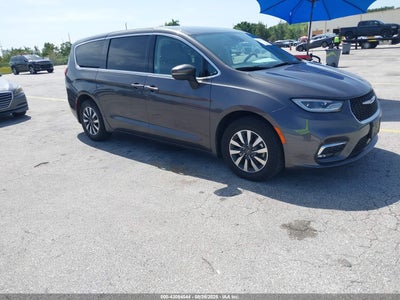 CHRYSLER PACIFICA HYBRID 2023