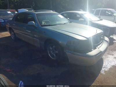 LINCOLN TOWN CAR 2005