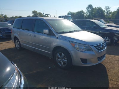 VOLKSWAGEN ROUTAN 2011