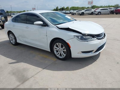 CHRYSLER 200 2015