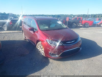 CHRYSLER PACIFICA 2017