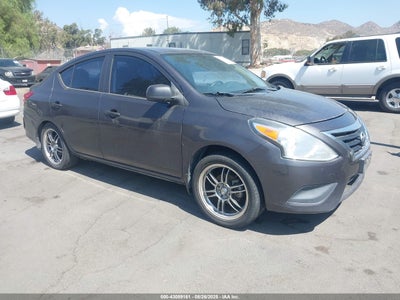 NISSAN VERSA 2015