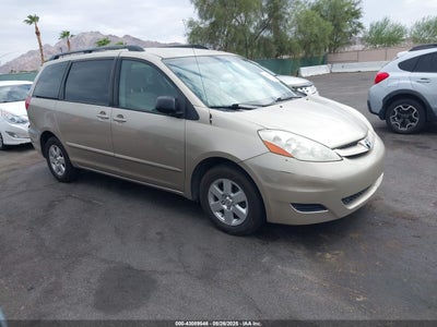 TOYOTA SIENNA 2008