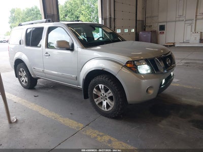 NISSAN PATHFINDER 2012