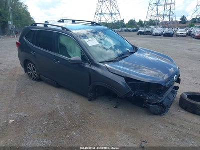 SUBARU FORESTER 2023