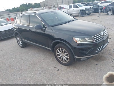 VOLKSWAGEN TOUAREG 2016