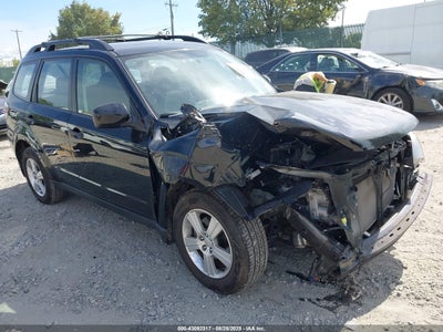SUBARU FORESTER 2012