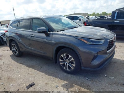 TOYOTA HIGHLANDER 2021