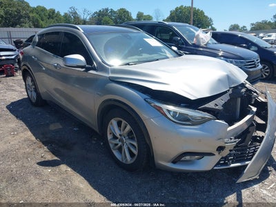 INFINITI QX30 2018