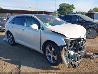 TOYOTA VENZA 2011