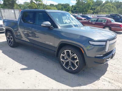 RIVIAN R1T 2023
