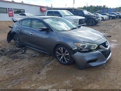 NISSAN MAXIMA 2016