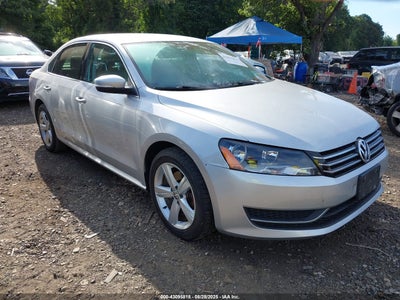 VOLKSWAGEN PASSAT 2012