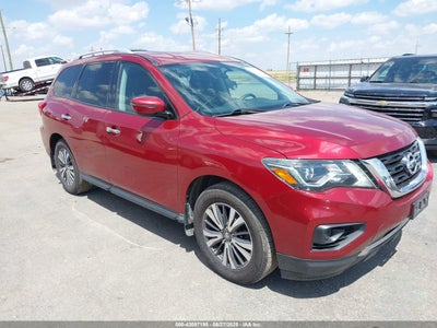 NISSAN PATHFINDER 2017