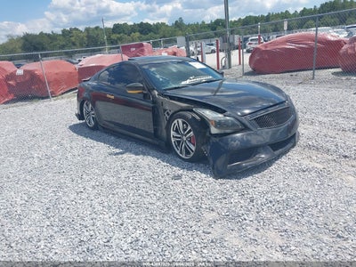 INFINITI G37 2008