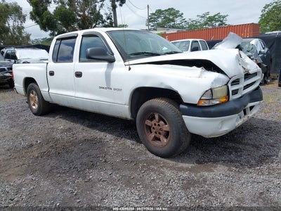 DODGE DAKOTA 2002