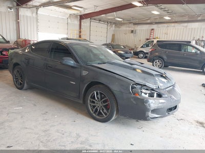 PONTIAC GRAND PRIX 2008