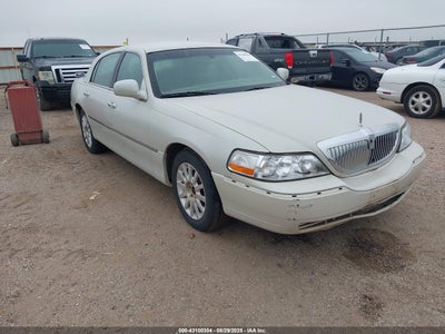 LINCOLN TOWN CAR 2007