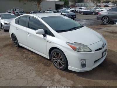 TOYOTA PRIUS 2011