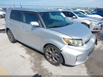 SCION XB 2011