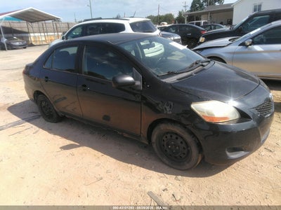 TOYOTA YARIS 2010