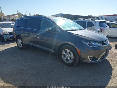 CHRYSLER PACIFICA HYBRID 2018