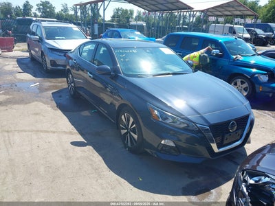 NISSAN ALTIMA 2022