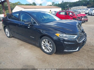 FORD FUSION HYBRID 2019