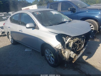 NISSAN VERSA 2014
