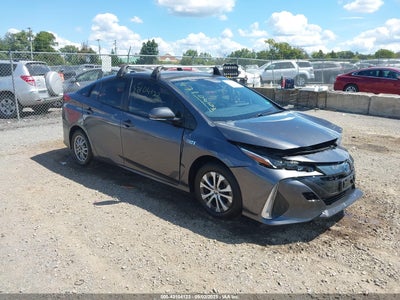TOYOTA PRIUS PRIME 2022