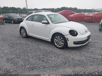 VOLKSWAGEN BEETLE 2014
