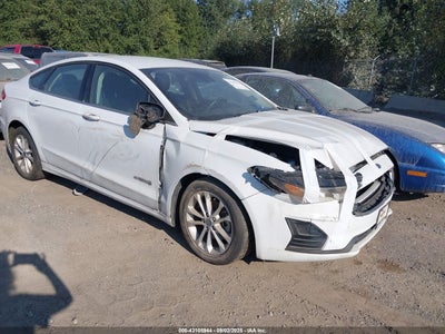 FORD FUSION HYBRID 2019