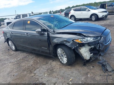 FORD FUSION HYBRID 2016