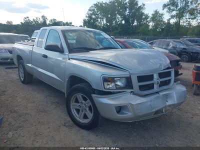 DODGE DAKOTA 2008
