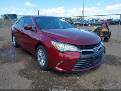 TOYOTA CAMRY HYBRID 2017
