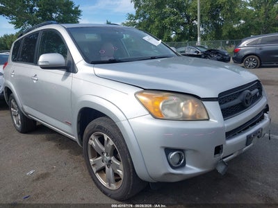 TOYOTA RAV4 2011