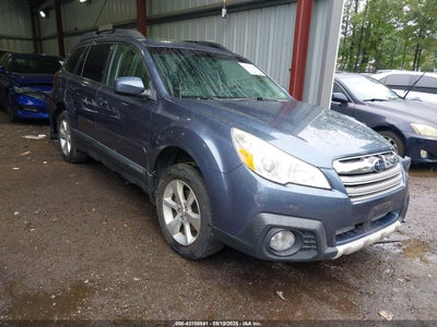 SUBARU OUTBACK 2013
