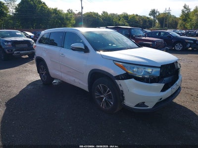 TOYOTA HIGHLANDER 2016