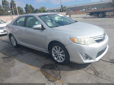 TOYOTA CAMRY HYBRID 2012